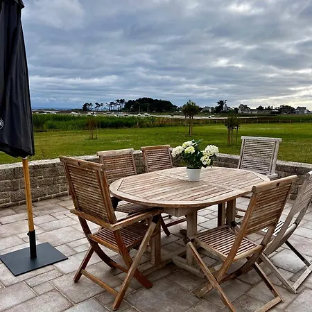 Mamina, Face A La Mer, Ile Grande Holiday home *